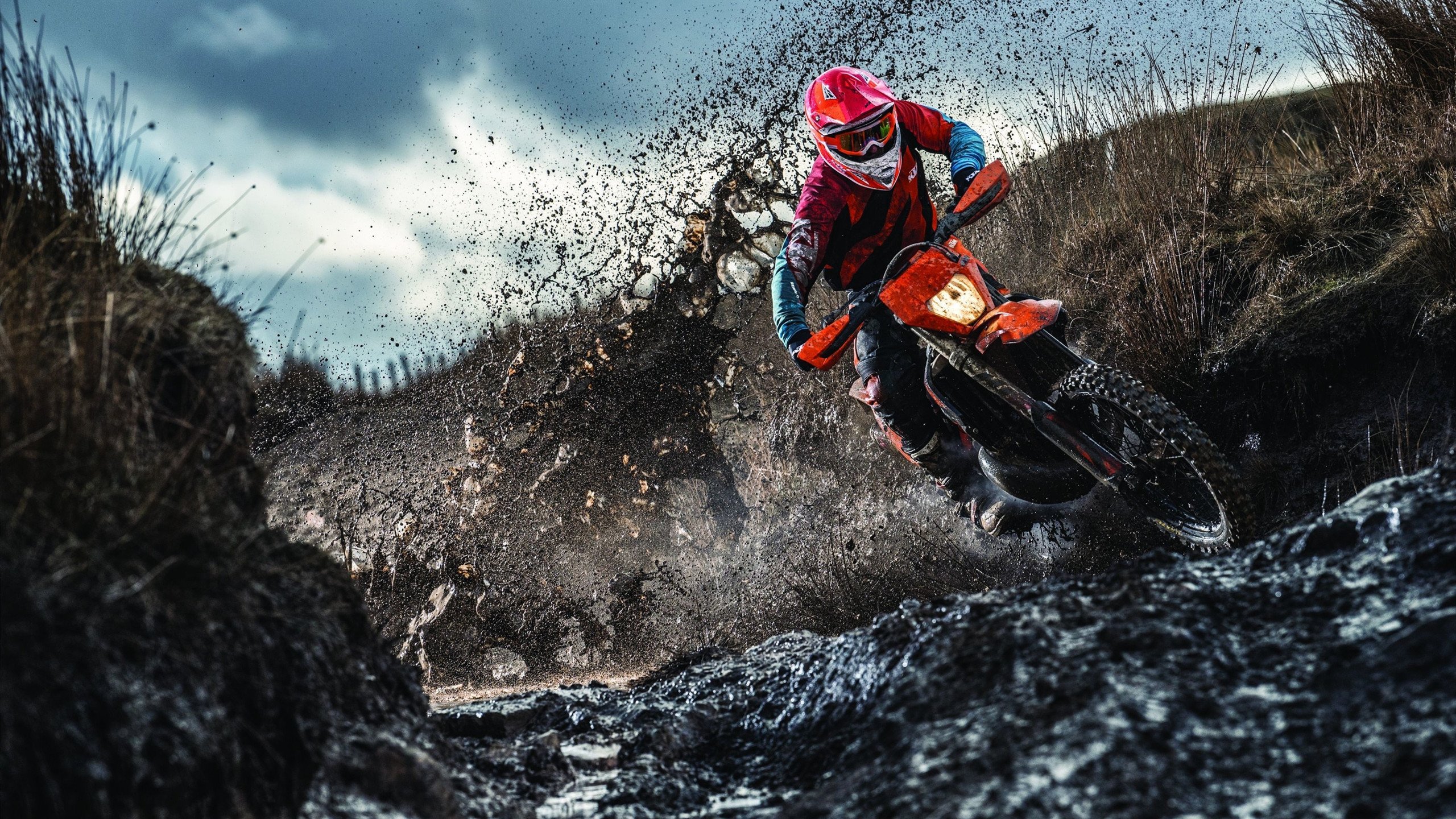 世界羽毛球超级赛新加坡站，国羽连克强敌摘得混双金牌，新加坡羽毛球协会